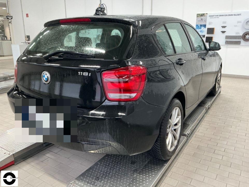 Heckschaden BMW 116i in Mannheim-Sandhofen