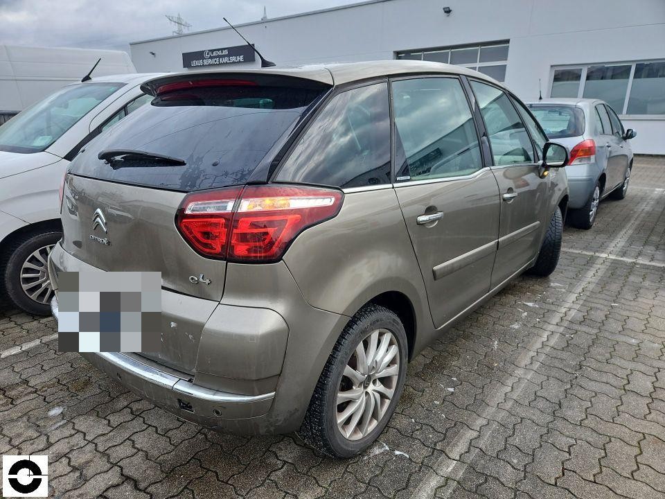 Heckschaden Citroën C4 Picasso in Kitzingen begutachtet