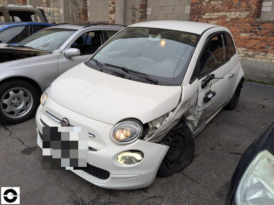 Seitenschaden Fiat 500 1.2 8V Mirror in Ettlingen